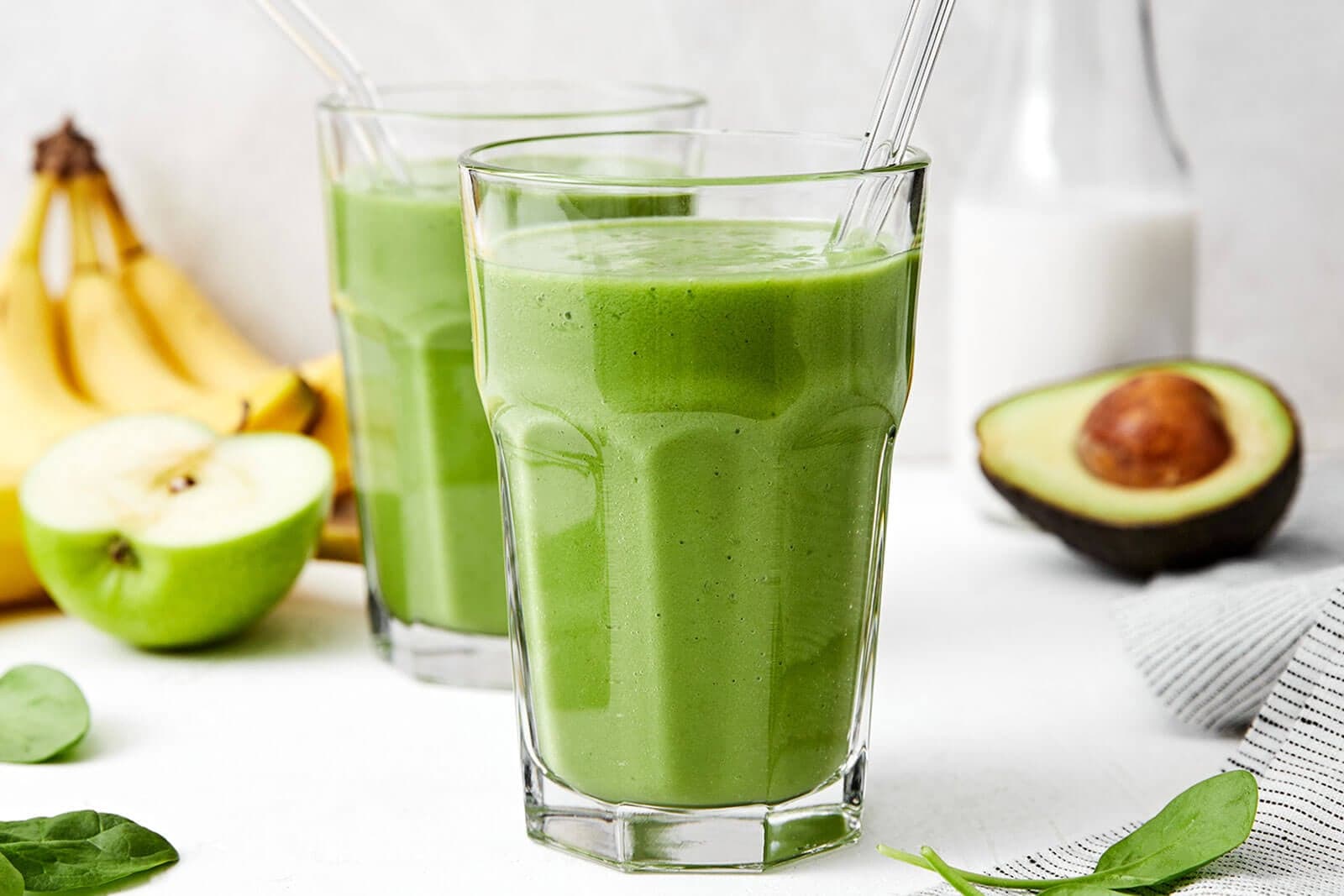 Apple Spinach Green Smoothie - Image