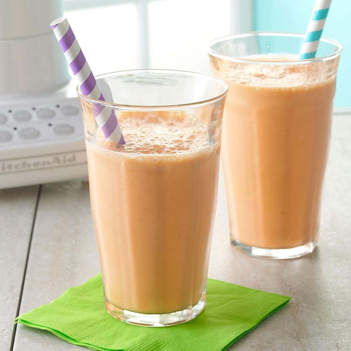 Strawberry Carrot Sunshine Smoothie - Image