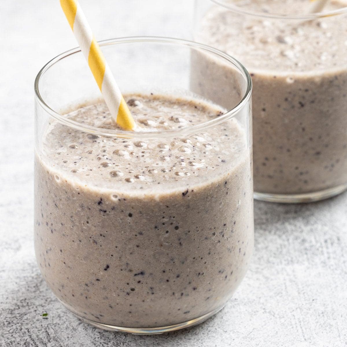 Blueberry Banana Oat Smoothie - Image