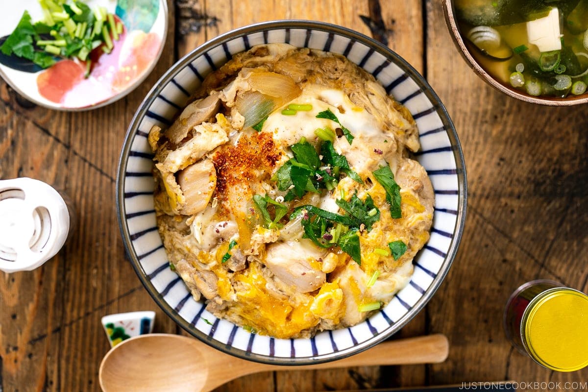 Oyakodon (Japanese Chicken and Egg Rice Bowl) - Image