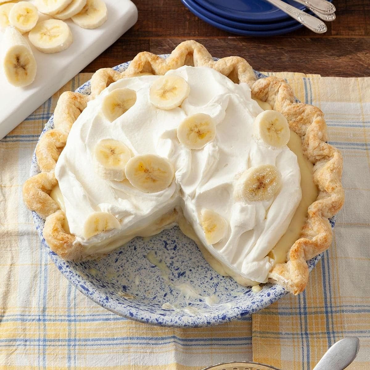 Diner Counter Banana Cream Pie - Image